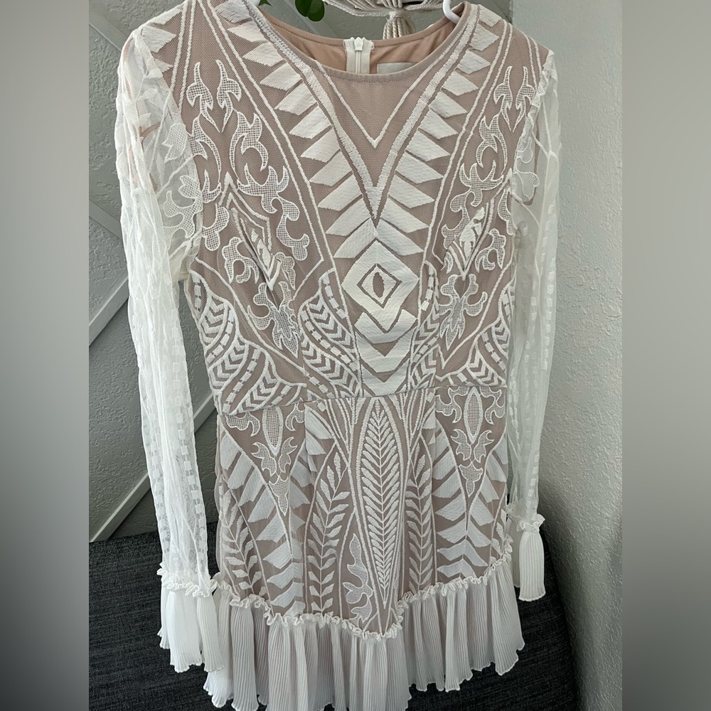 Hello Molly white lace mini dress size medium